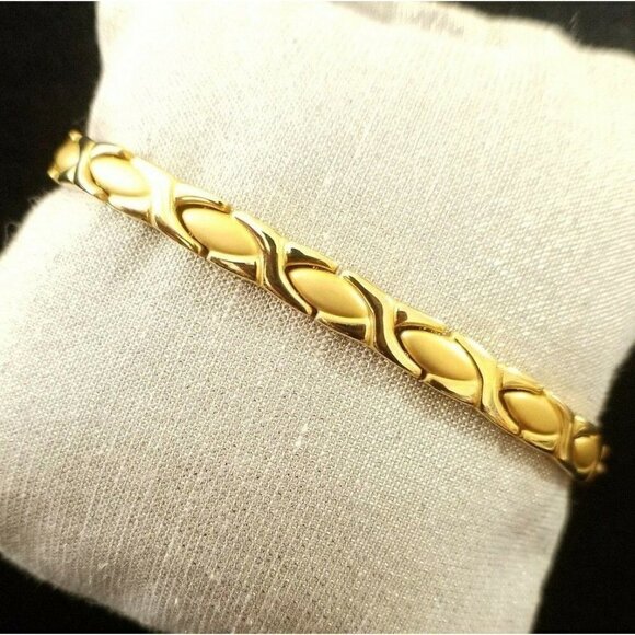 Satin Gold Tone Reversible Stainless Steel Bracelet 7 3/4"  XO One side - Picture 3 of 6